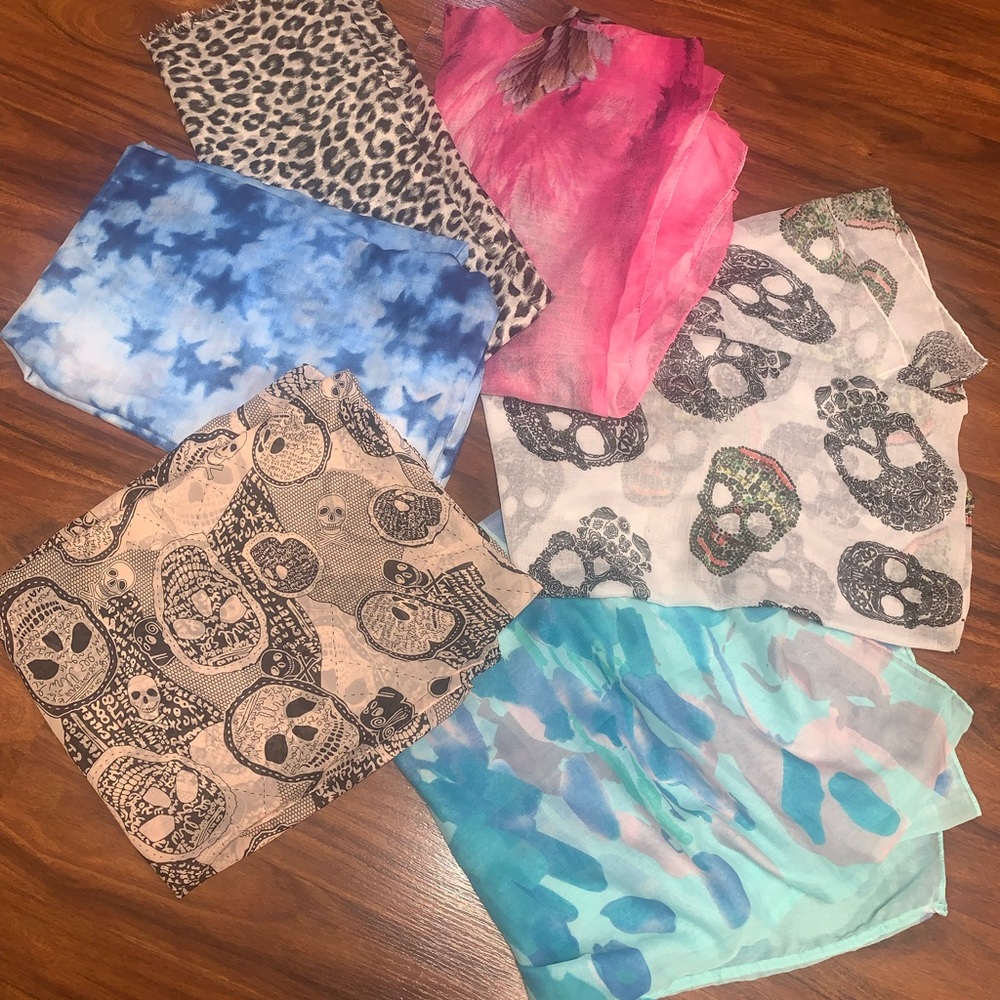 Beautiful scarves bundle